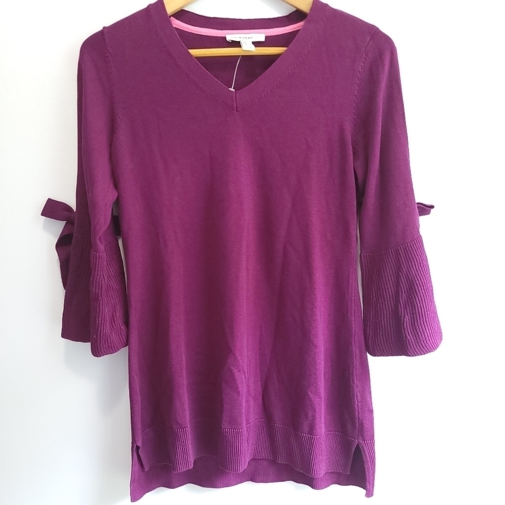 Isaac Mizrahi Live  V Neck Sweater with Bell  Sleeves Size XXS - Picture 6 of 12